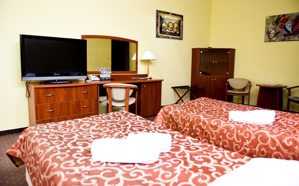 Hotel Wityng Ślesin Szoba fotó