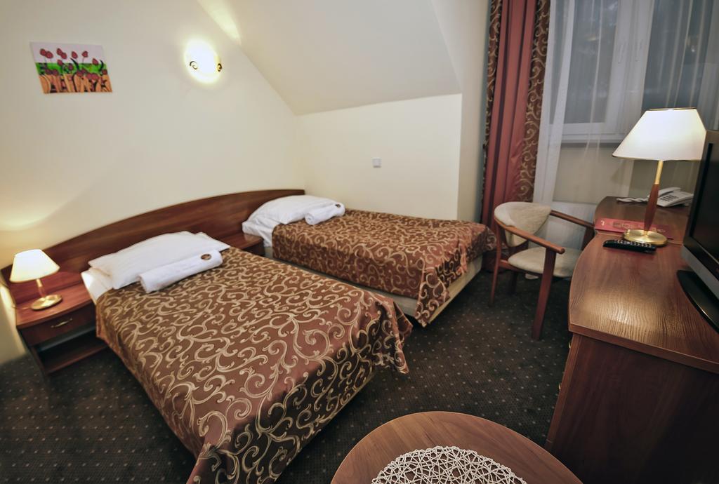Hotel Wityng Ślesin Szoba fotó
