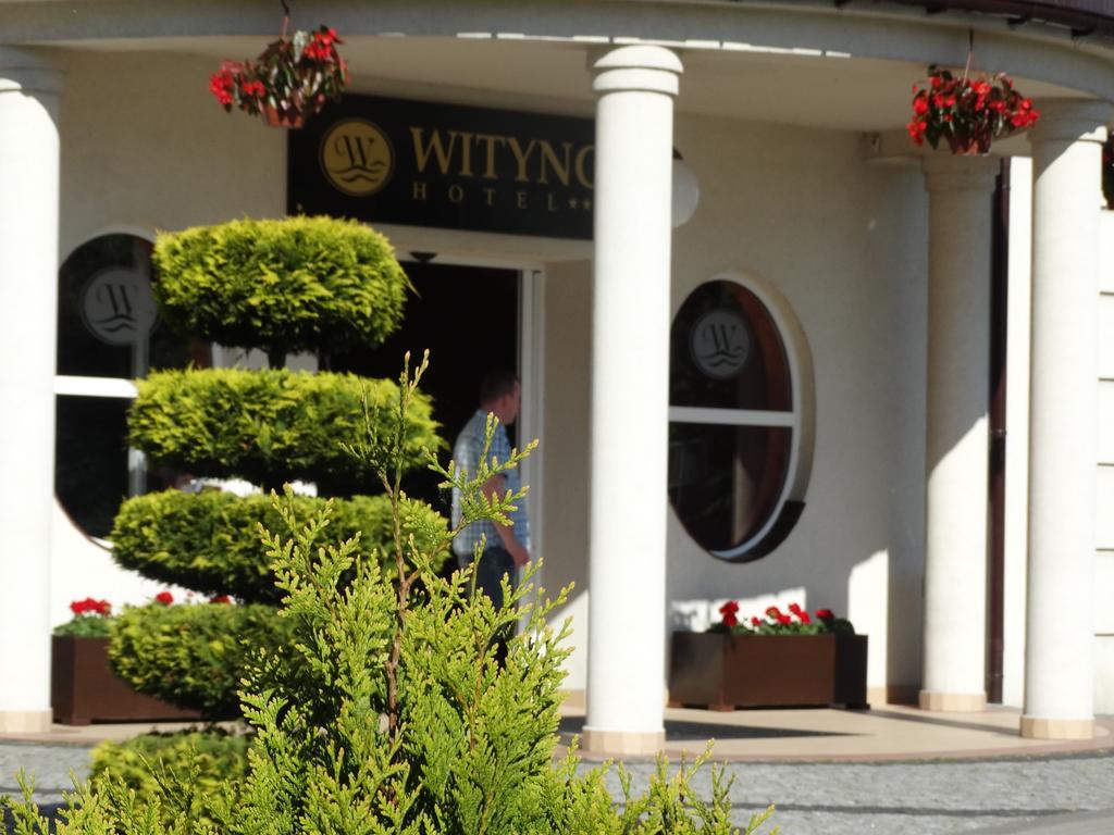 Hotel Wityng Ślesin Kültér fotó
